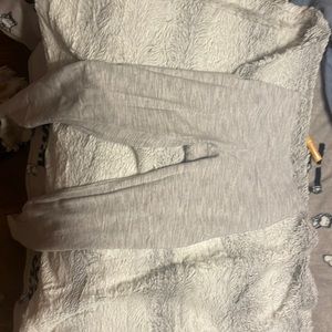 gray lulu leggings size 4!!